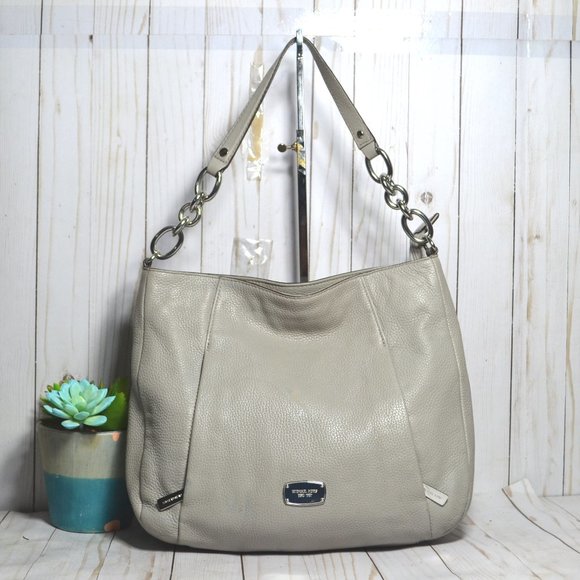 Michael Kors Handbags - Michael Kors Bowery Large Leather Shoulder Bag